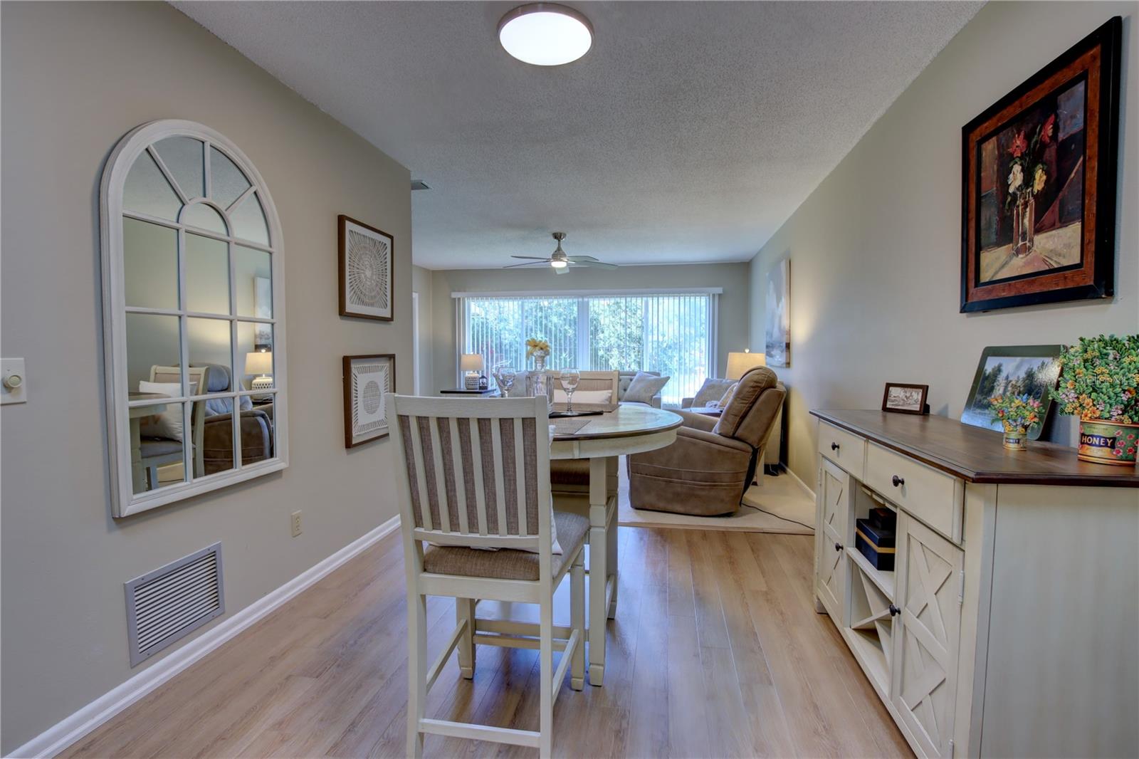 HARBOR POINT - Residential