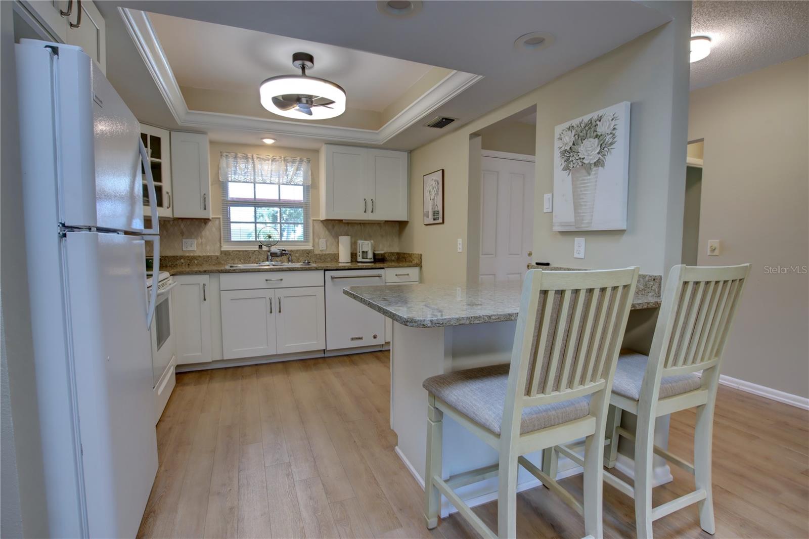 HARBOR POINT - Residential