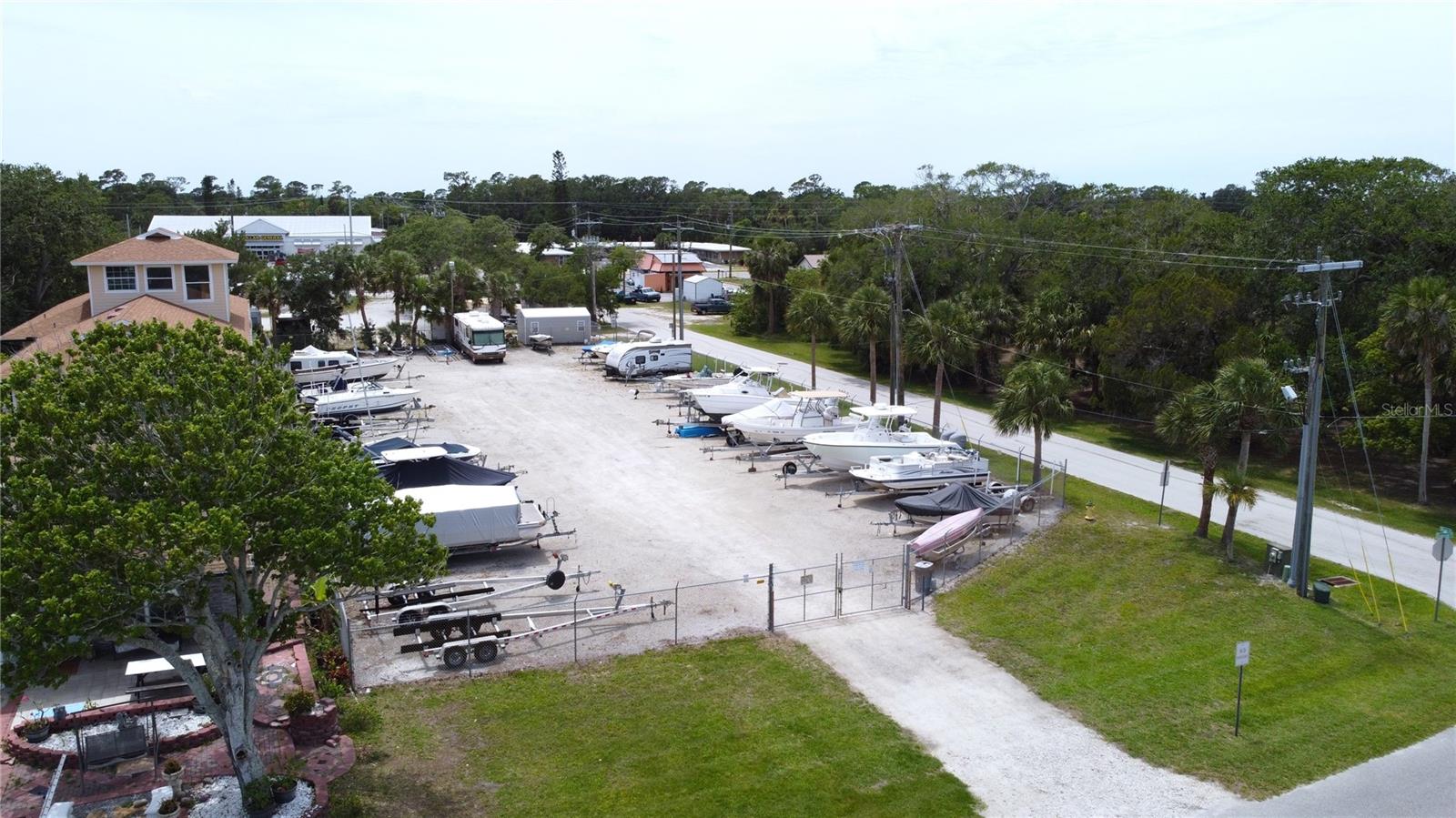 HARBOR POINT - Residential