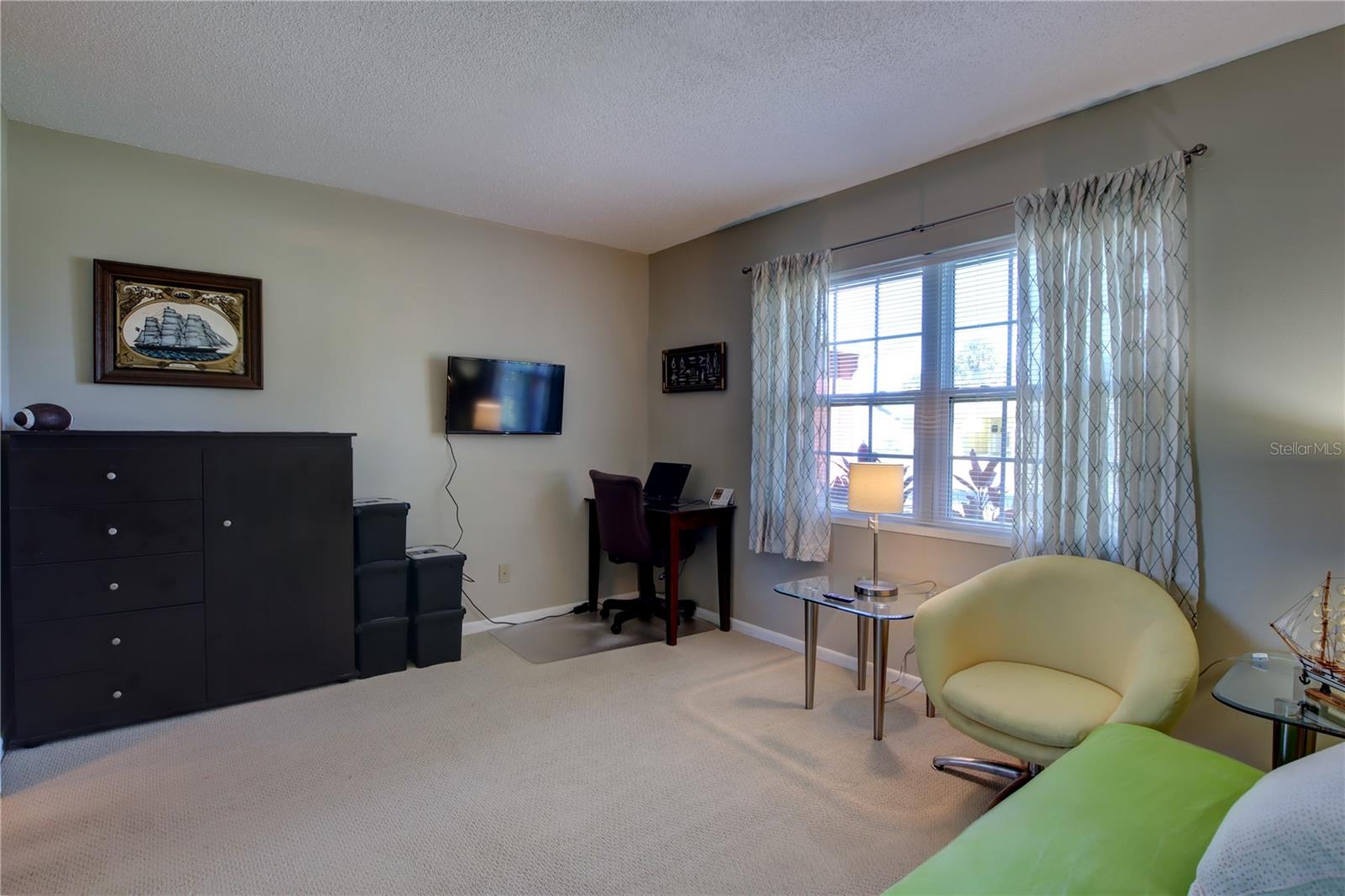 HARBOR POINT - Residential