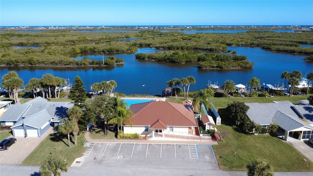 Photo of 1147 Harbour Point Drive, Port Orange, FL 32127 (MLS # O6374704)