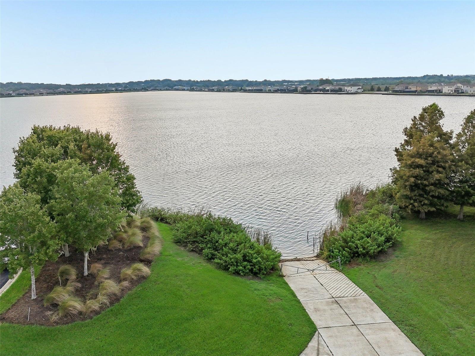 GROVELAND WATERSIDE POINTE PH 01 - Residential