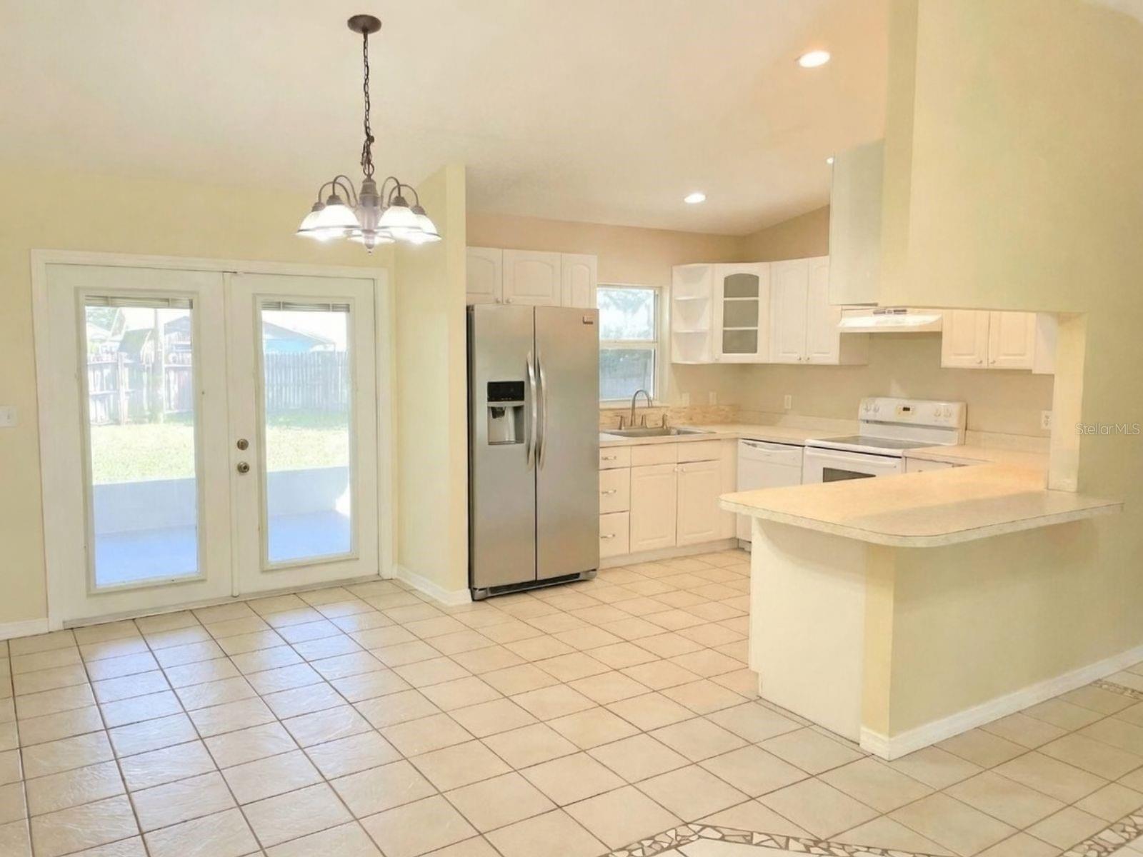 CROOKED LAKE PARK TR 02 - Residential