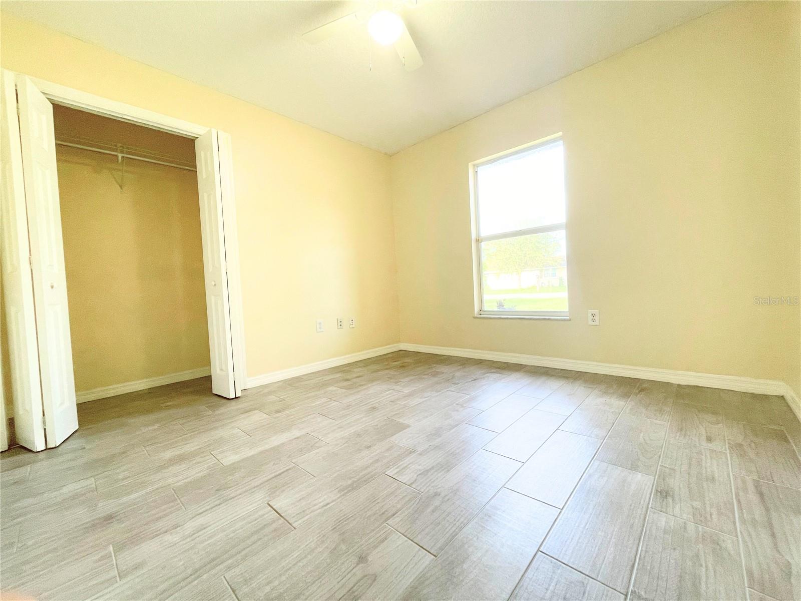 CROOKED LAKE PARK TR 02 - Residential
