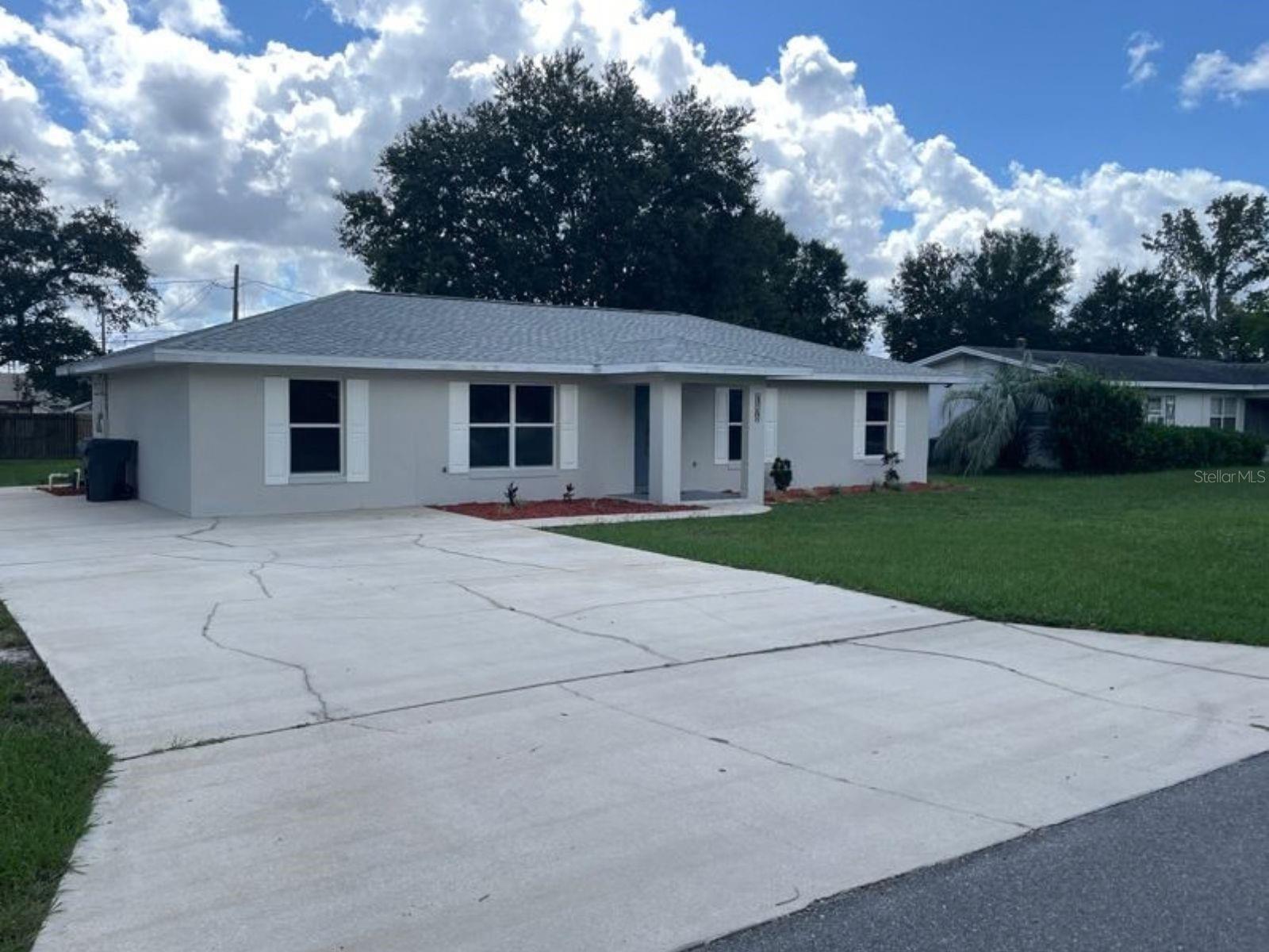 CROOKED LAKE PARK TR 02 - Residential