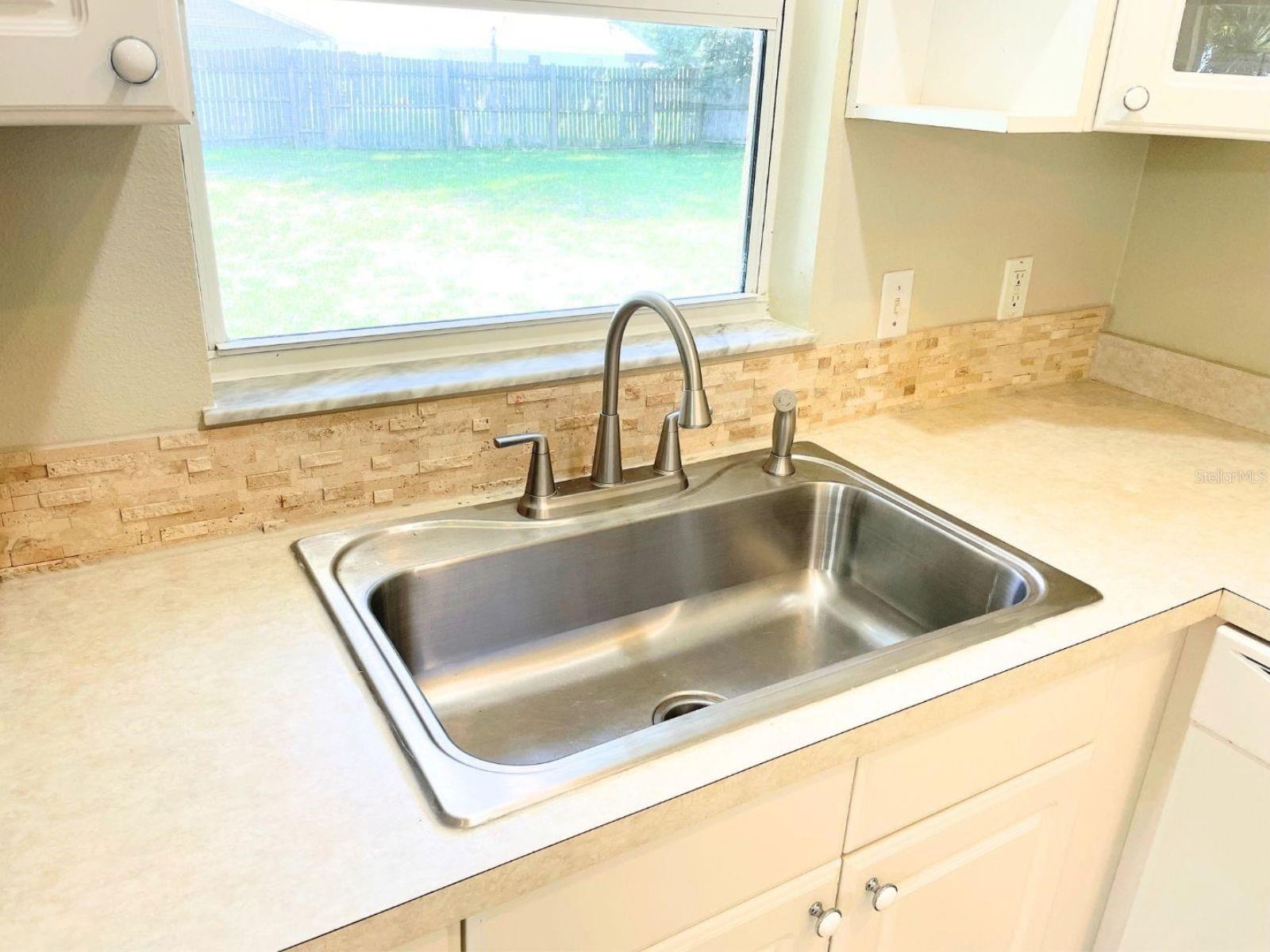 CROOKED LAKE PARK TR 02 - Residential