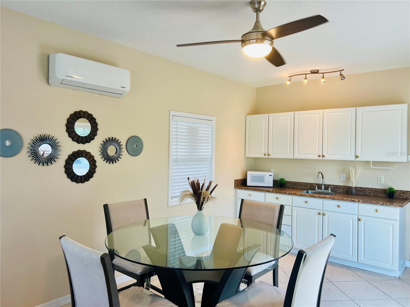 FLORIDA GRANDE MOTOR COACH RESIDENCE - Land