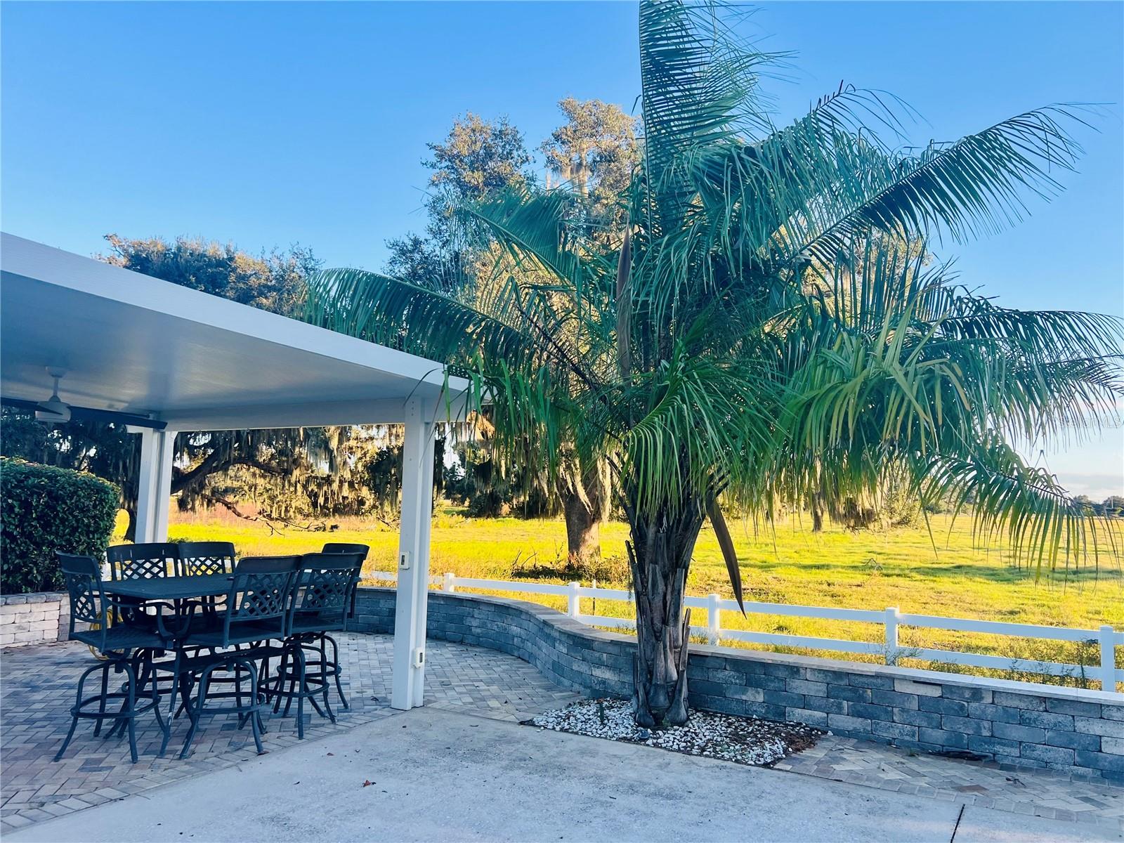 FLORIDA GRANDE MOTOR COACH RESIDENCE - Land