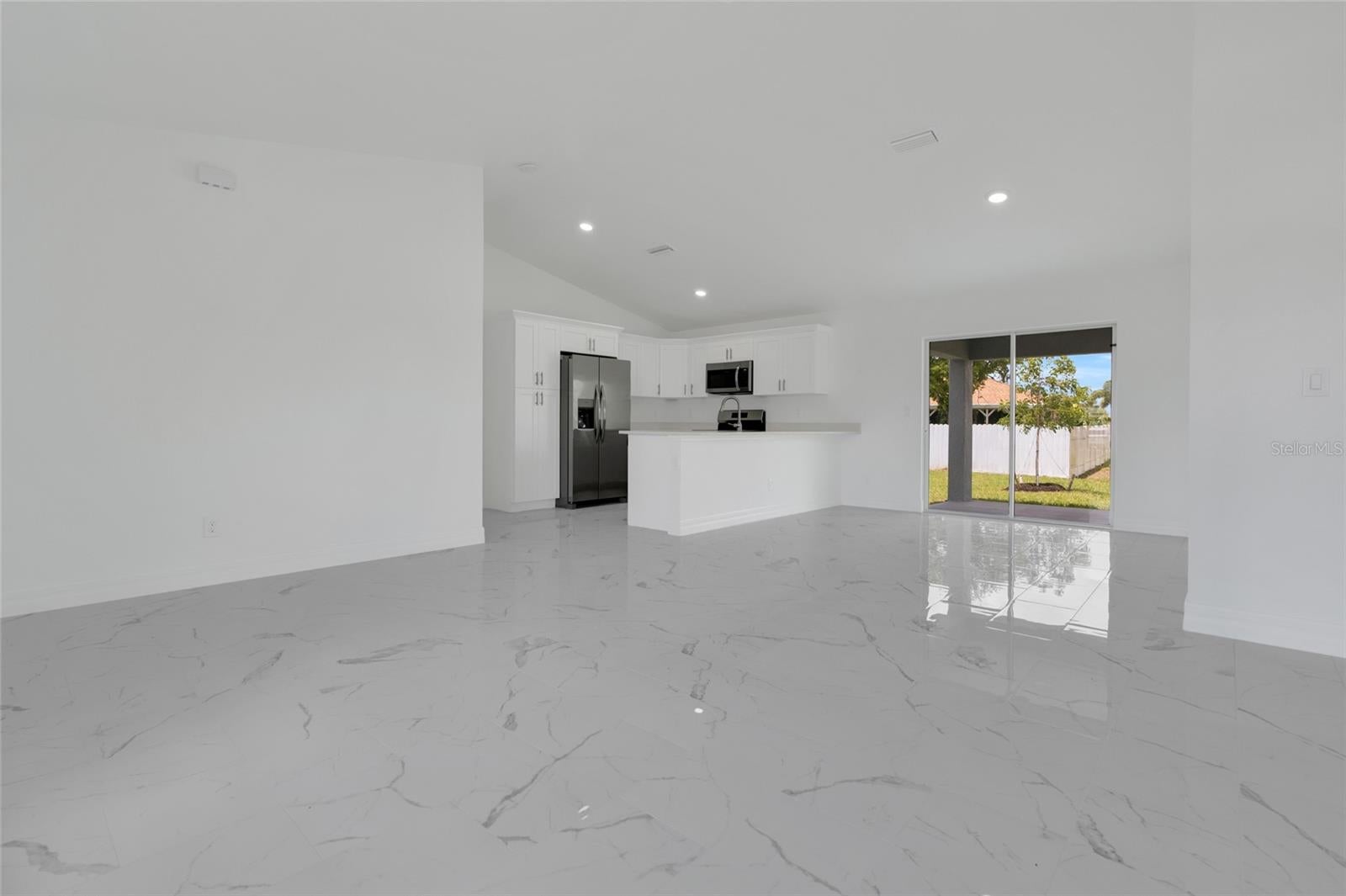 1808 NE 44TH STREET