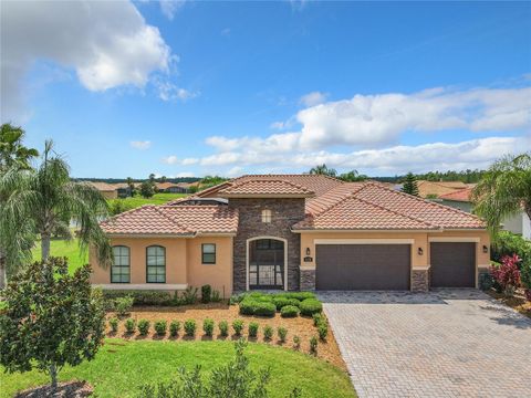 Photo of 115 CRYSTAL COVE, POINCIANA, FL 34759 (MLS # S5085192)