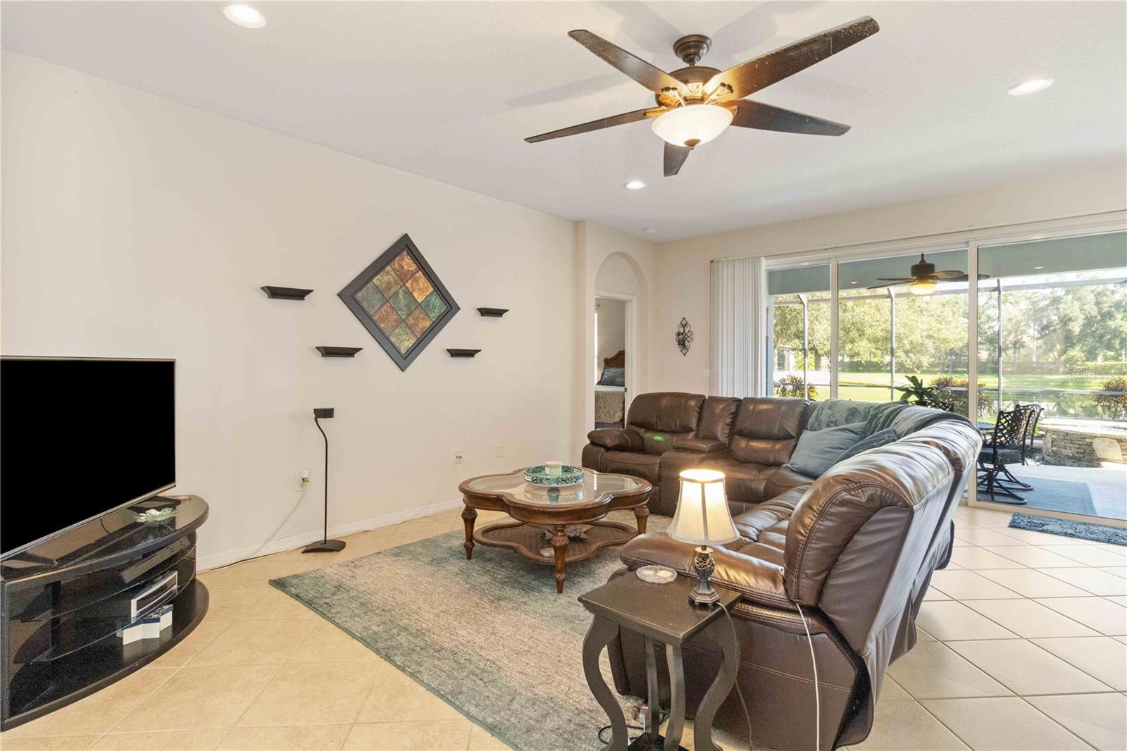 CROSSING CREEK VILLAGE PH I - Residential Lease