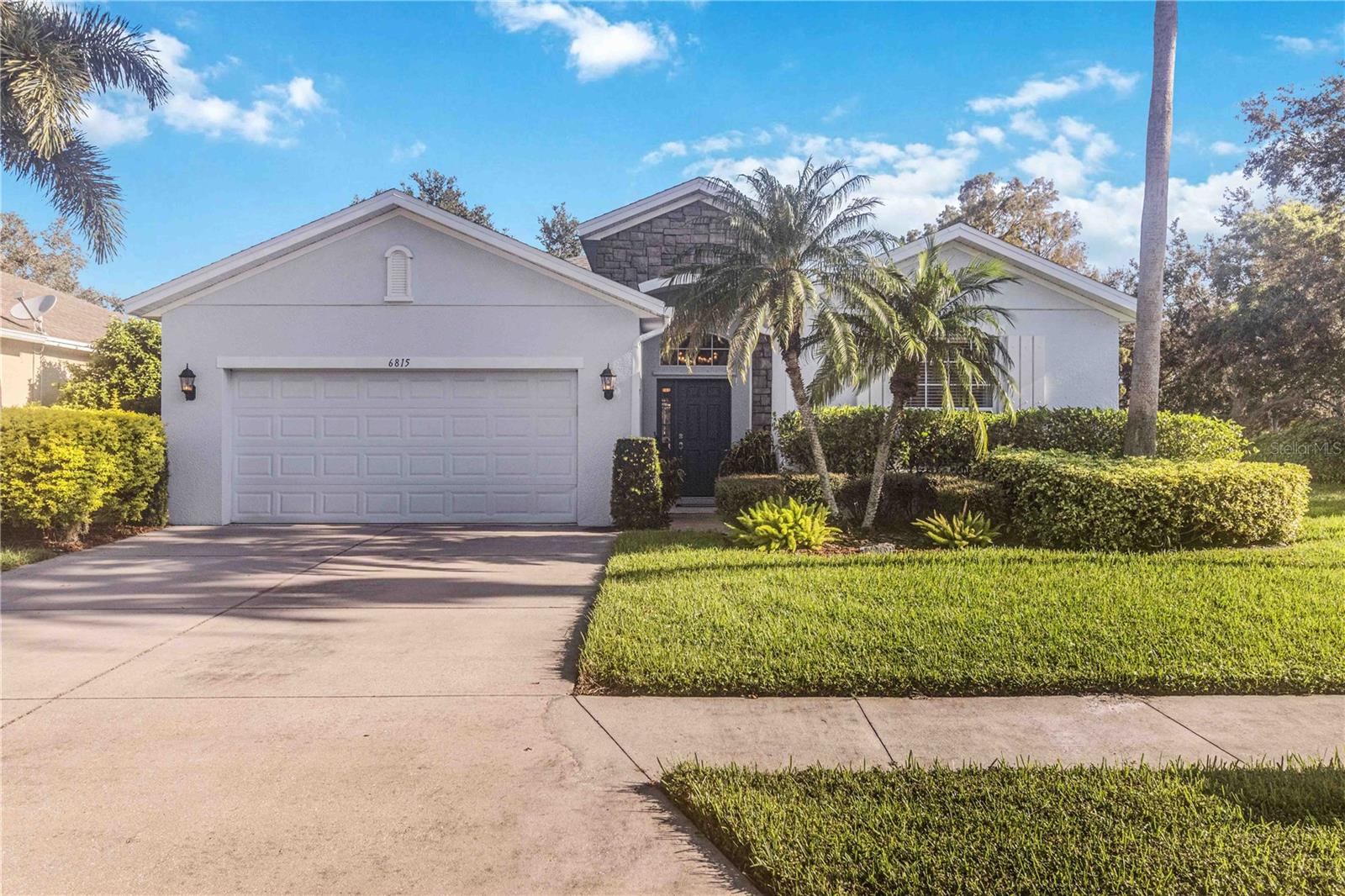 CROSSING CREEK VILLAGE PH I - Residential Lease