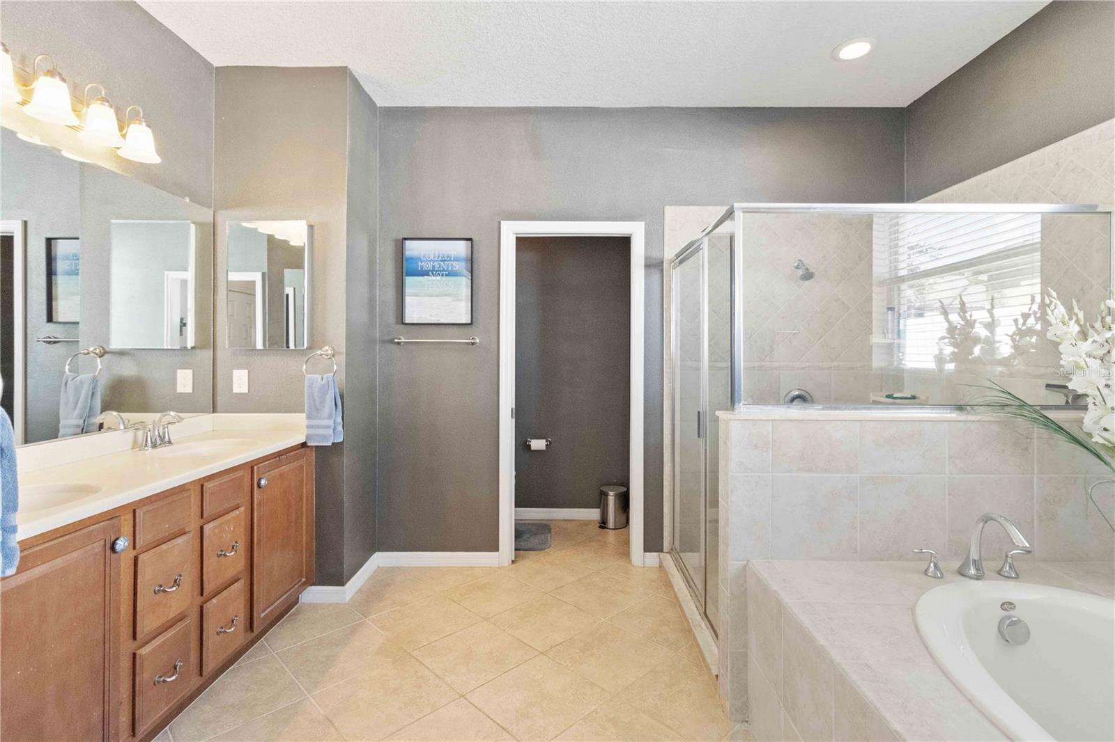 CROSSING CREEK VILLAGE PH I - Residential Lease