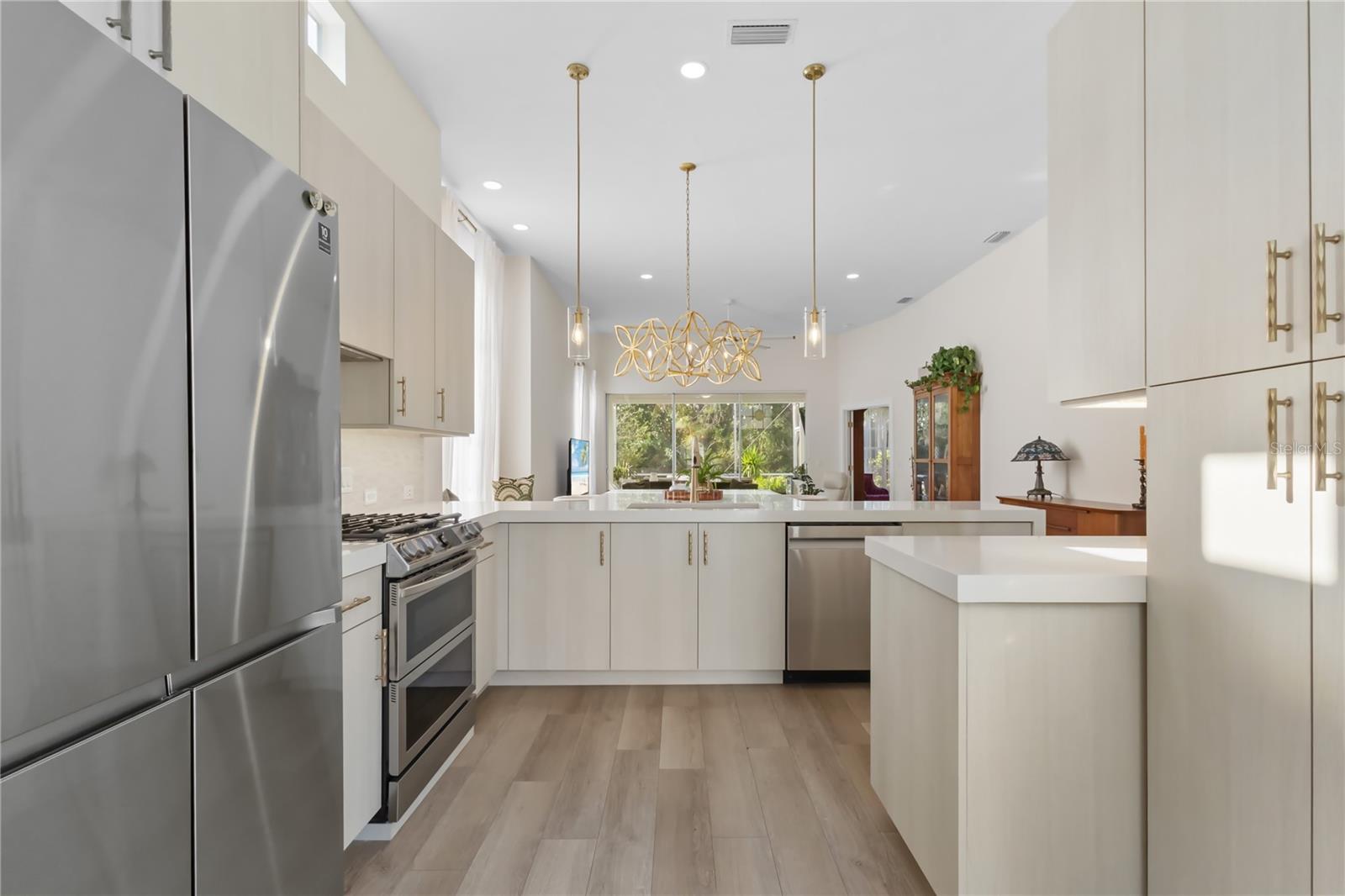 WHITEBRIDGE COURT - Residential