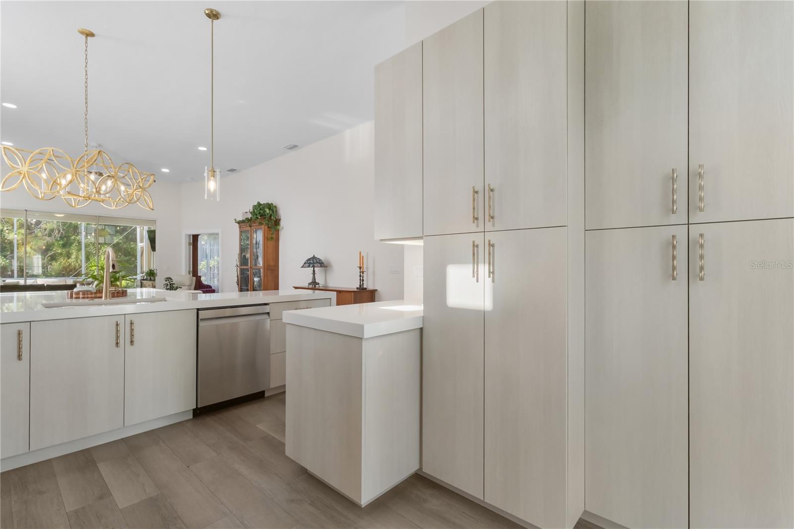 WHITEBRIDGE COURT - Residential