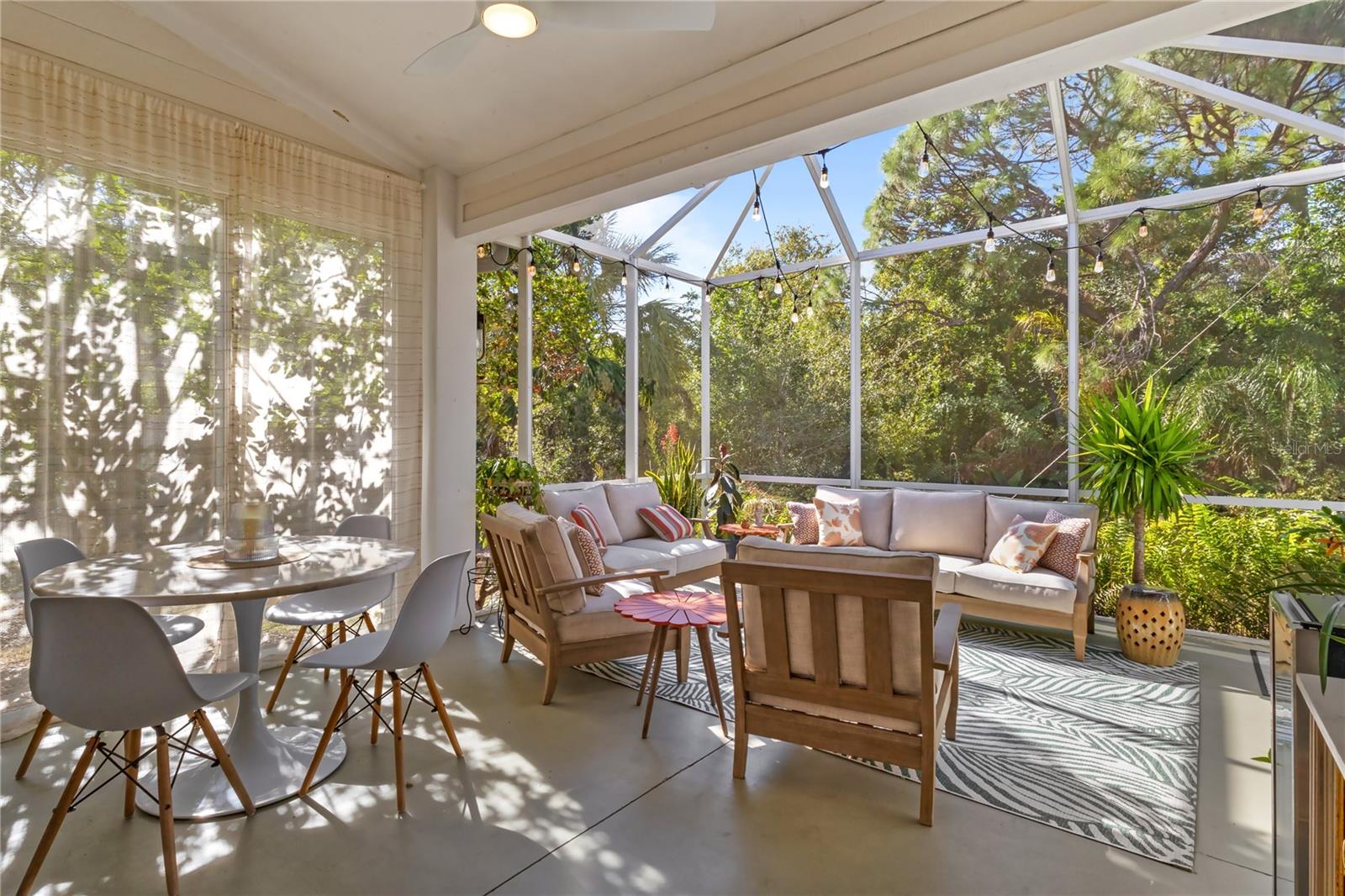 WHITEBRIDGE COURT - Residential