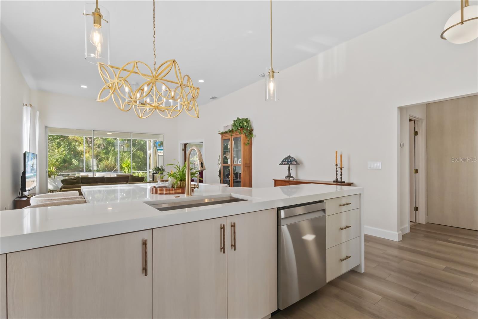 WHITEBRIDGE COURT - Residential