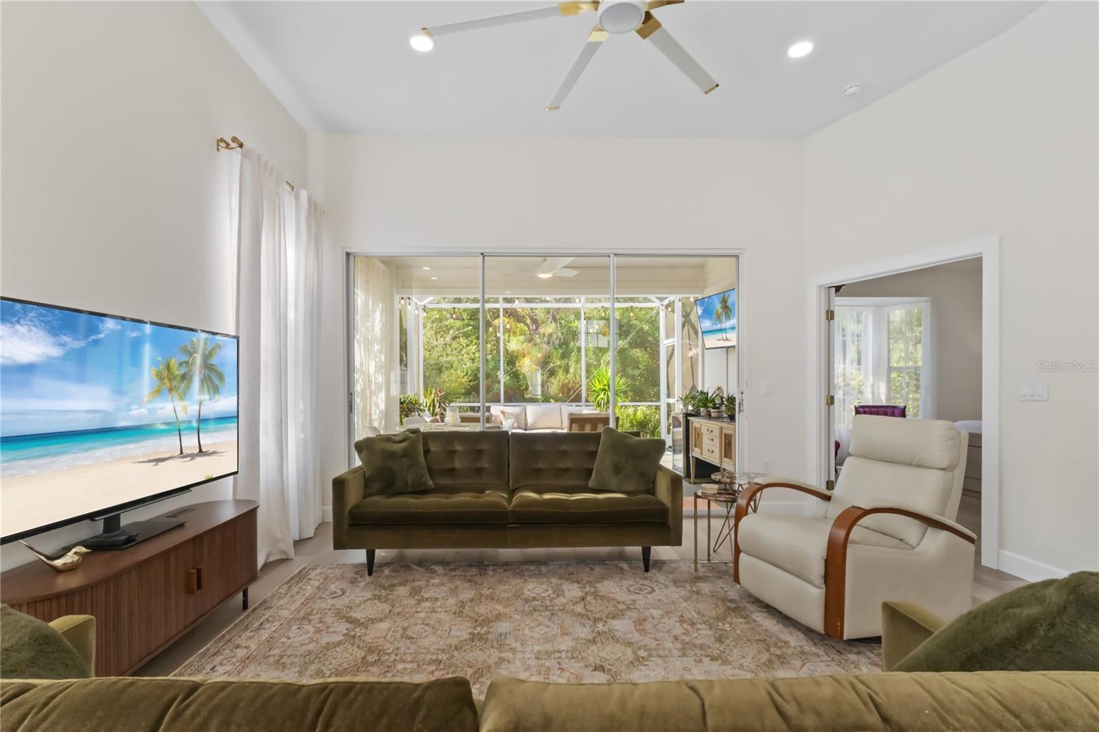 WHITEBRIDGE COURT - Residential