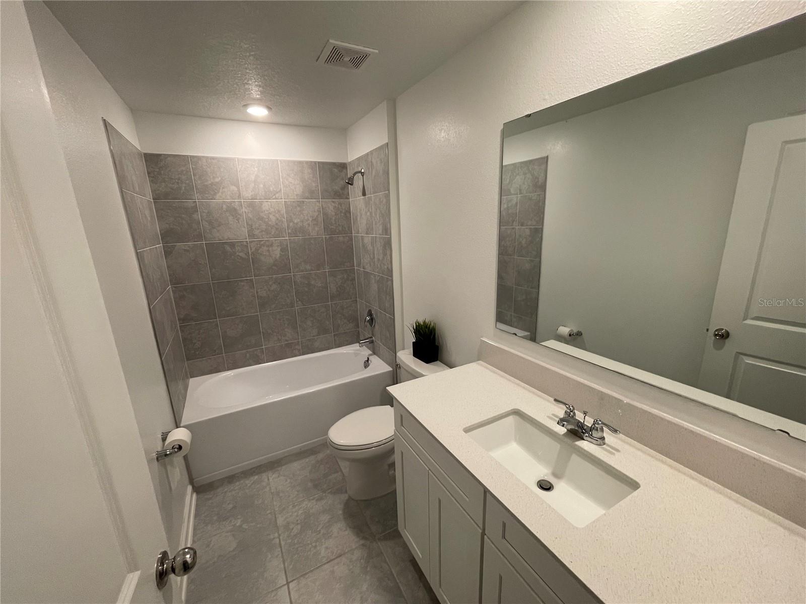 CYPRESS PARK ESTATES - Residential Lease