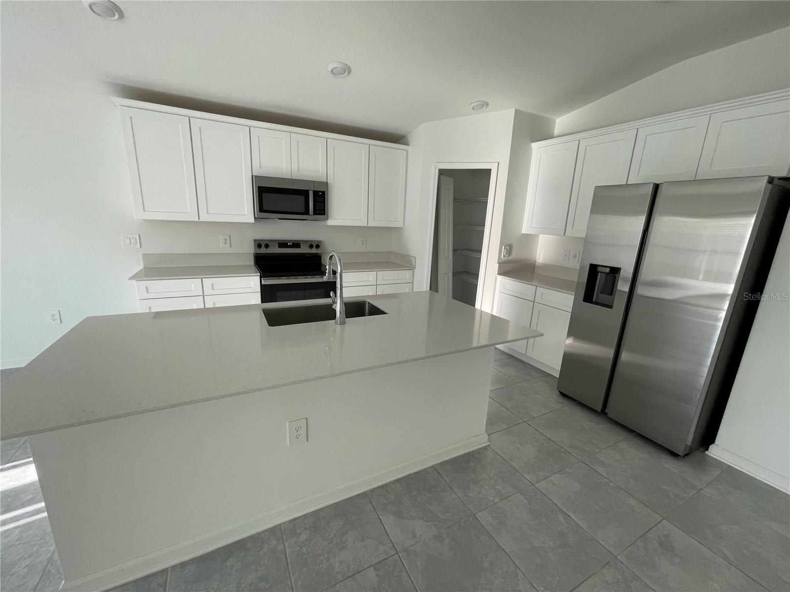 CYPRESS PARK ESTATES - Residential Lease