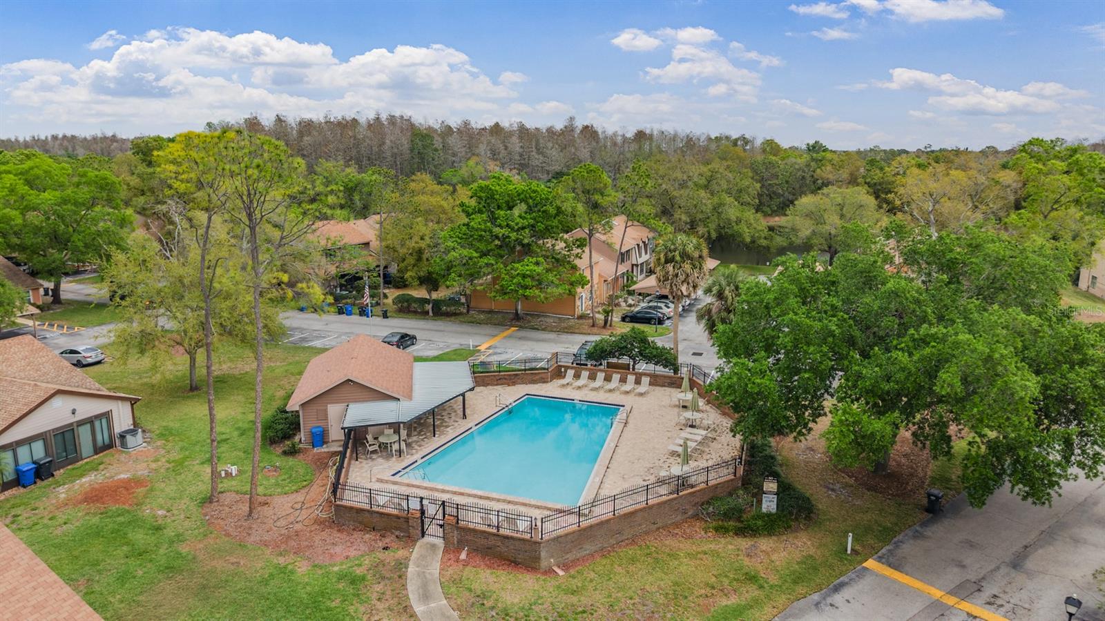 TURNER TRACE UNIT ONE - Residential