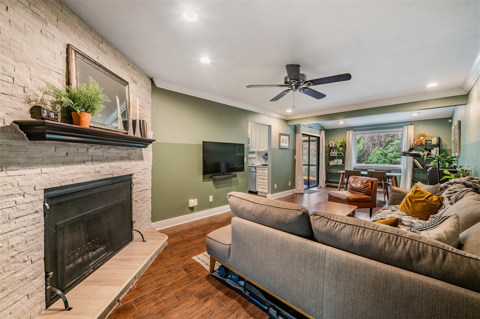 TURNER TRACE UNIT ONE - Residential