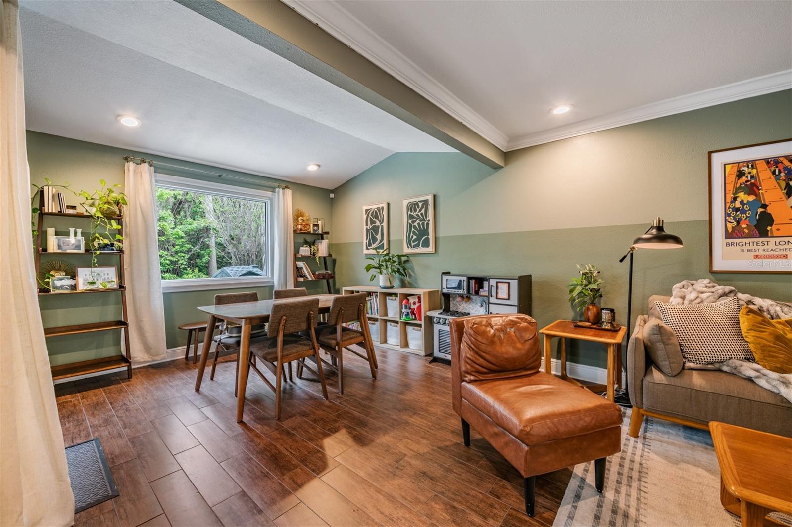 TURNER TRACE UNIT ONE - Residential