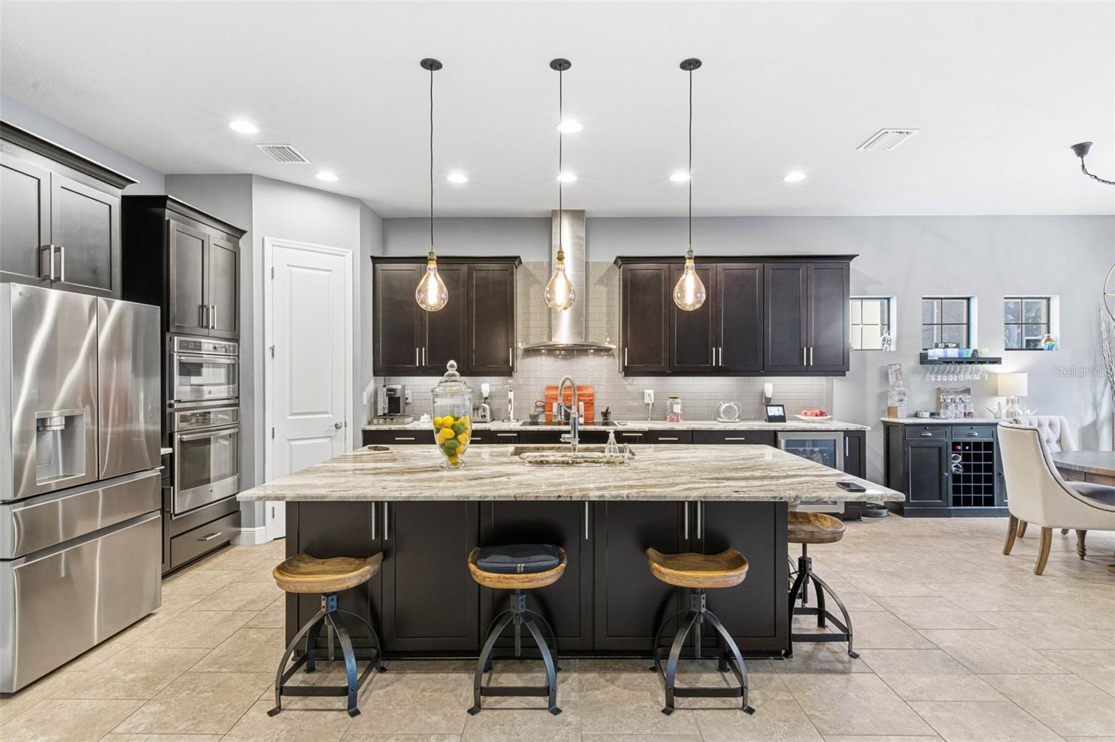 MANORS AT FOREST GLEN - Residential