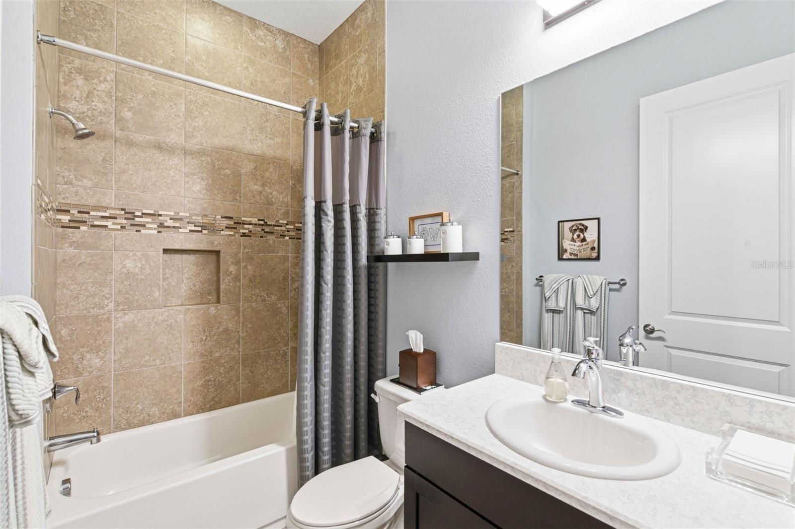 MANORS AT FOREST GLEN - Residential