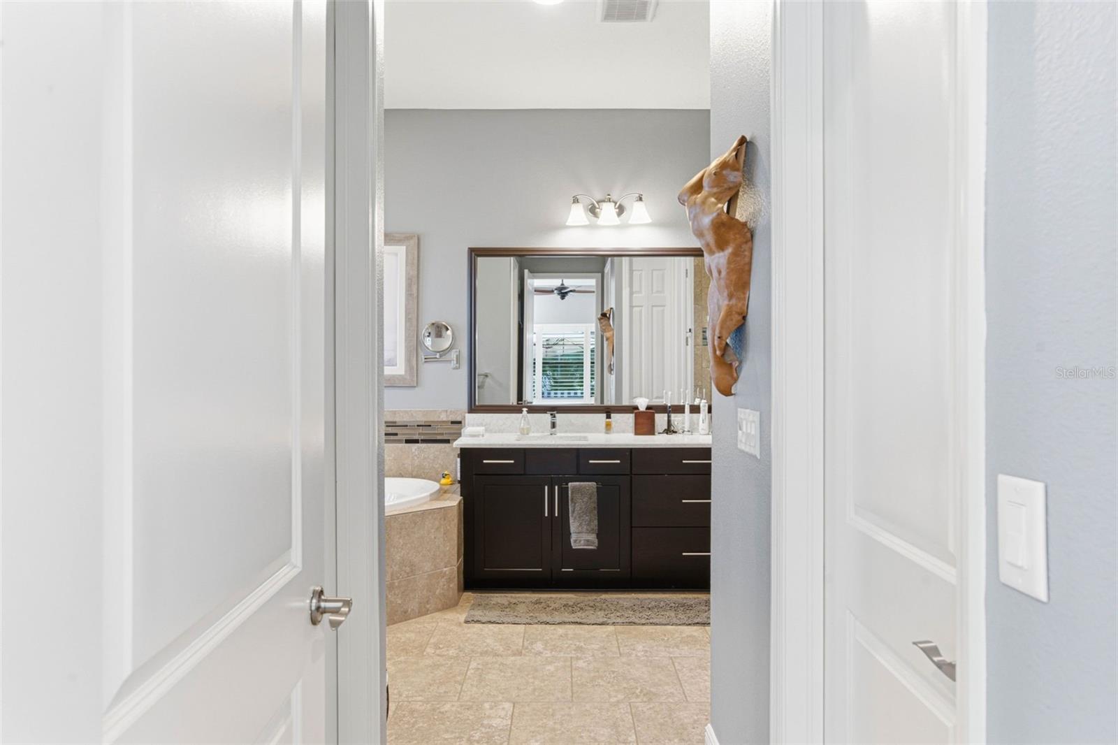 MANORS AT FOREST GLEN - Residential