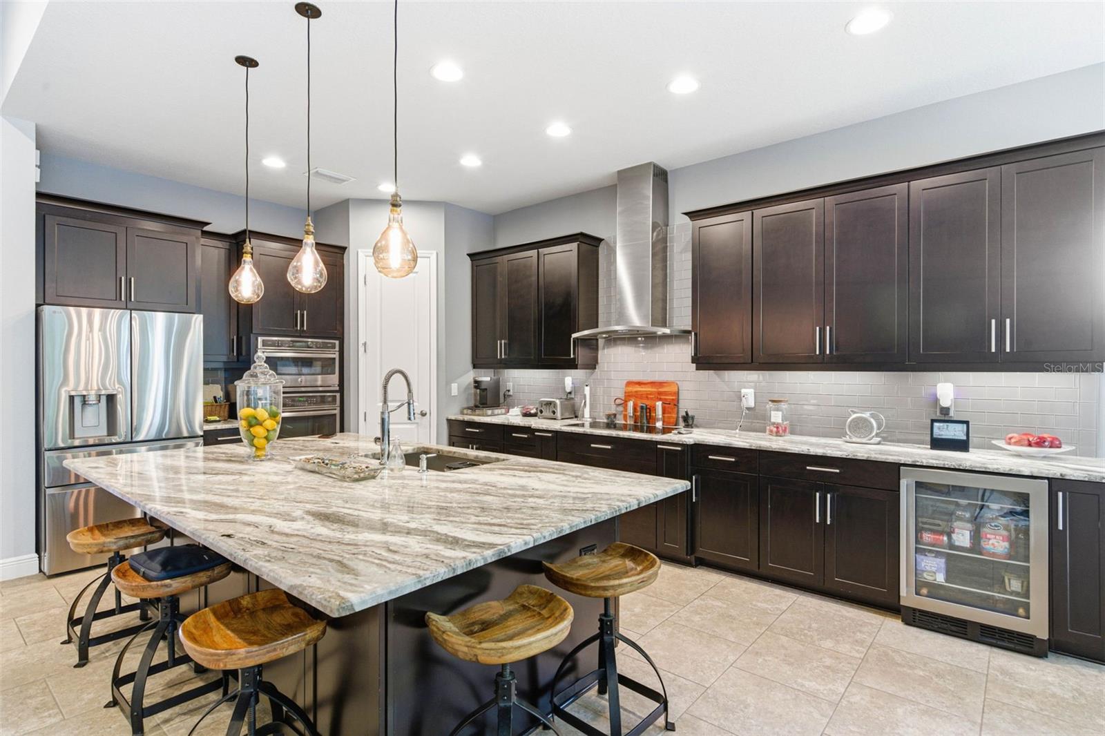 MANORS AT FOREST GLEN - Residential