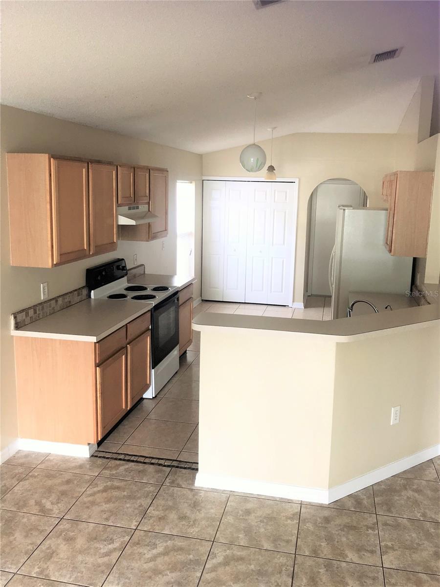 CANOE CREEK ESTATES - Residential Lease