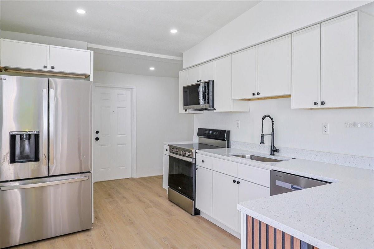 HIGH TOP - Residential