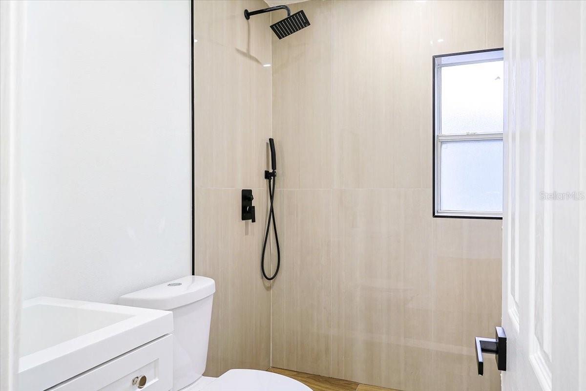 HIGH TOP - Residential