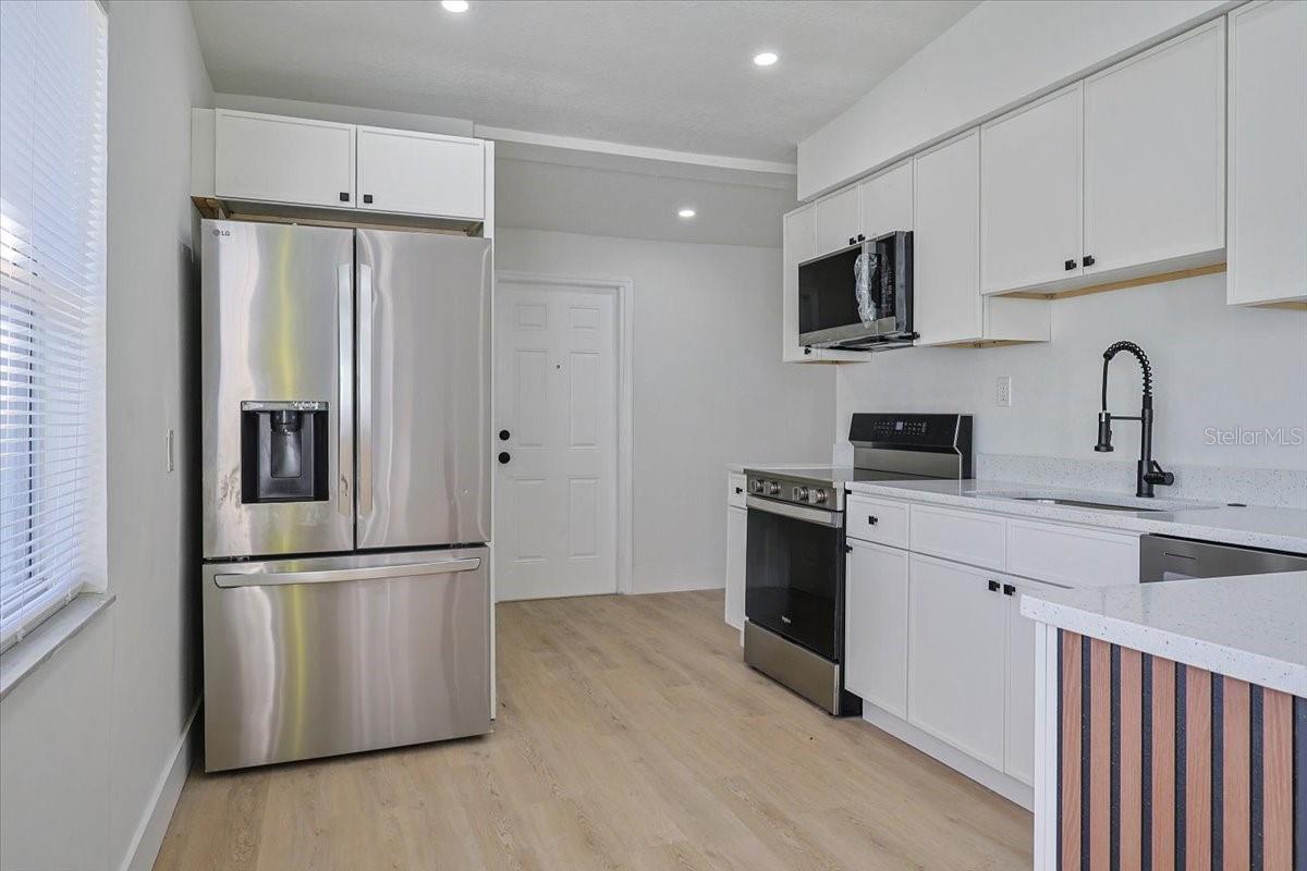 HIGH TOP - Residential