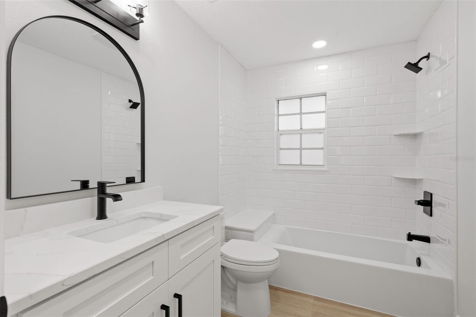 LONGBOAT LANDING - Residential