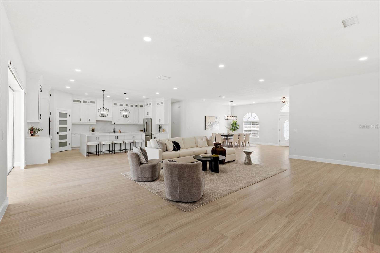 LONGBOAT LANDING - Residential