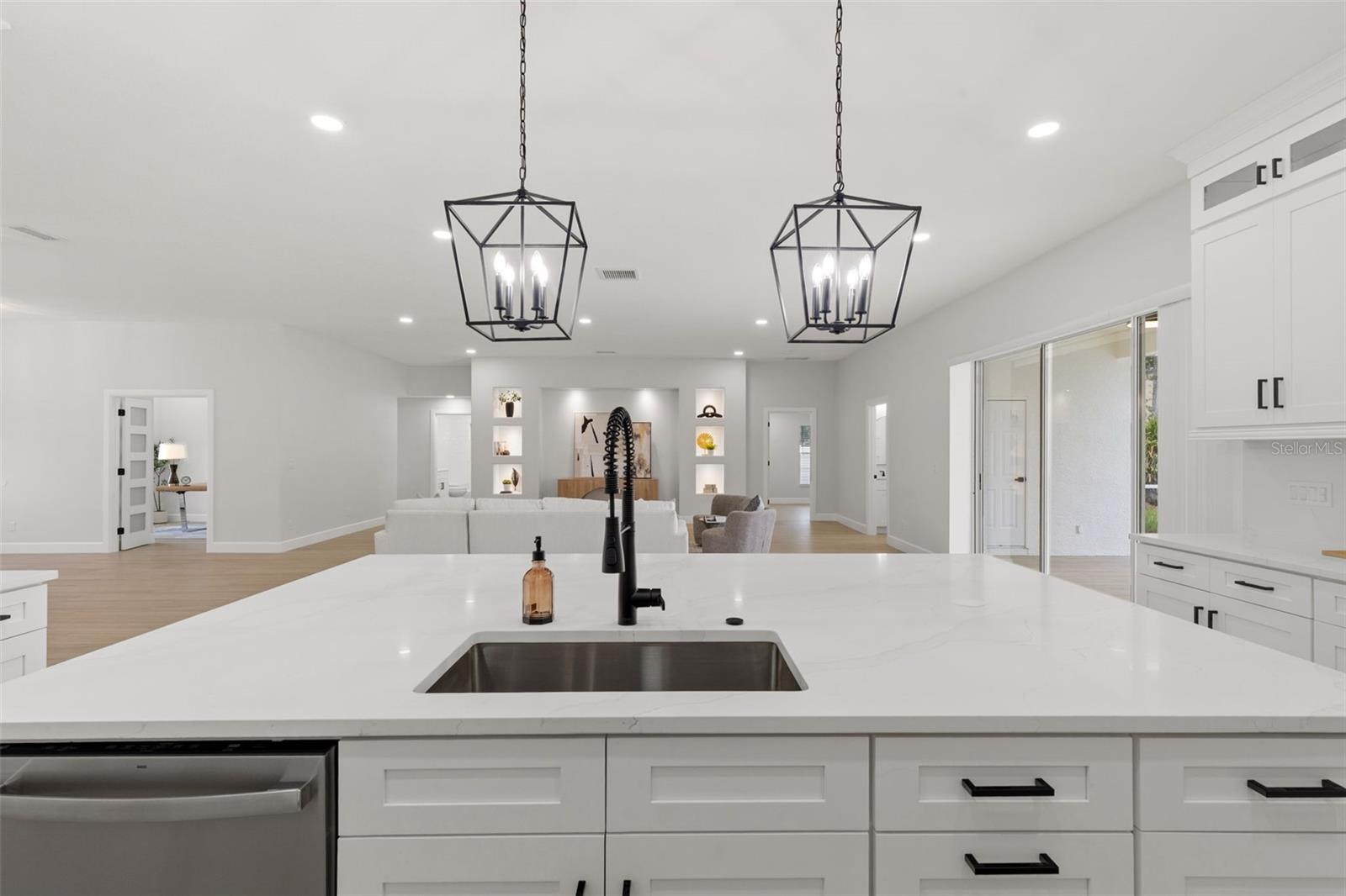 LONGBOAT LANDING - Residential