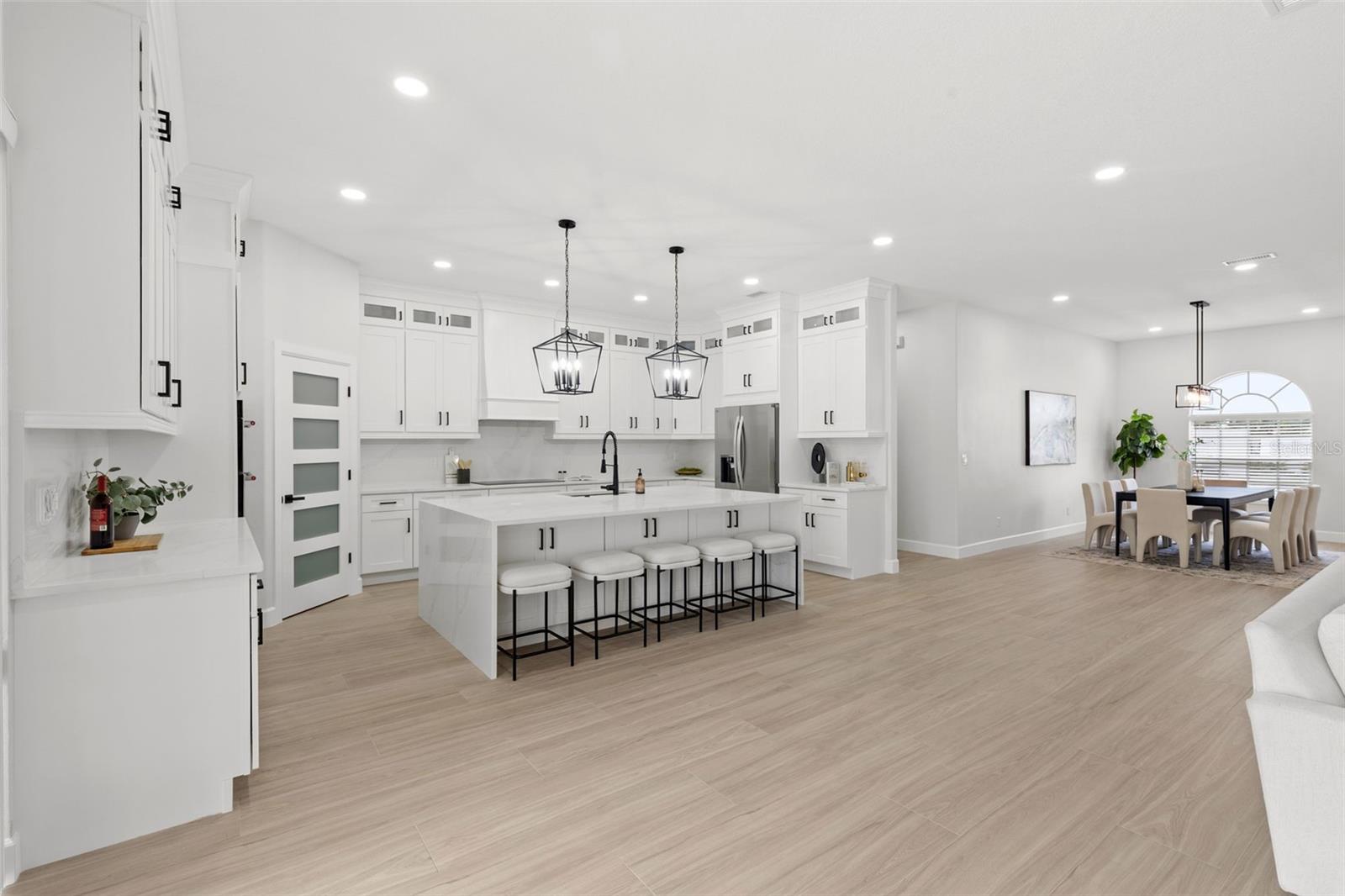 LONGBOAT LANDING - Residential