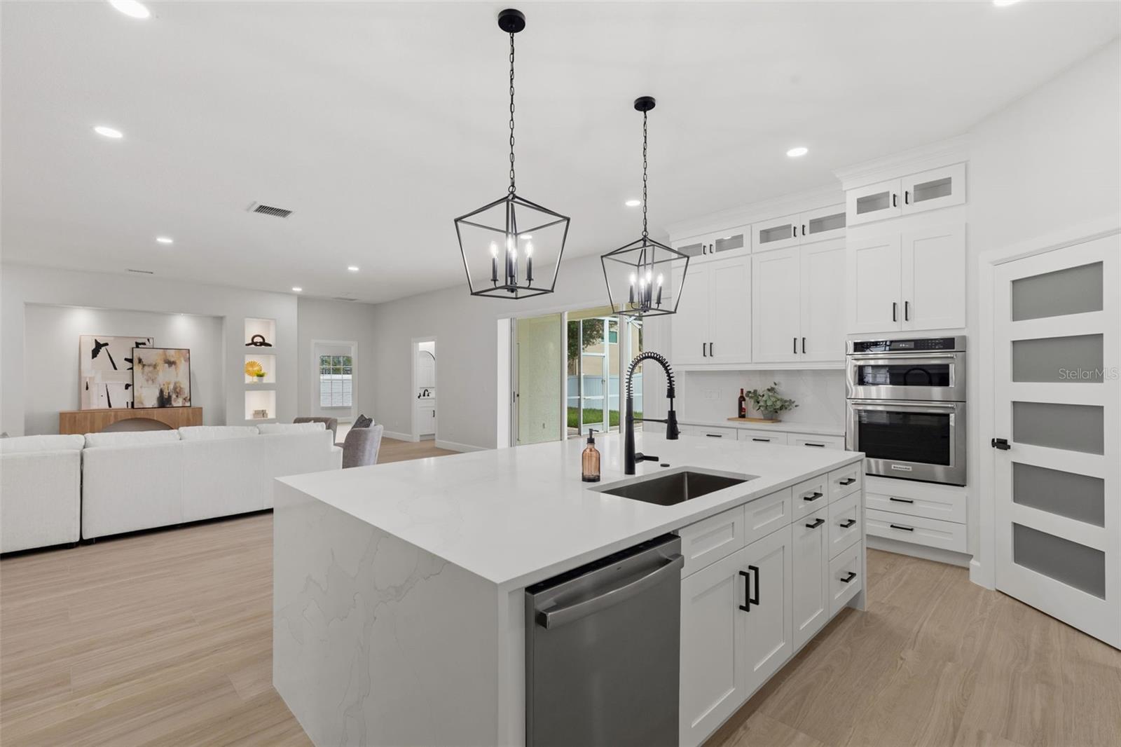 LONGBOAT LANDING - Residential