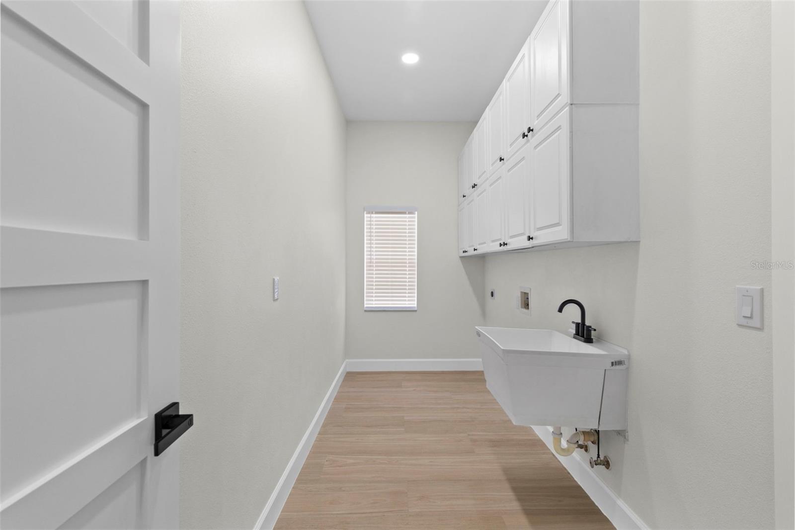 LONGBOAT LANDING - Residential