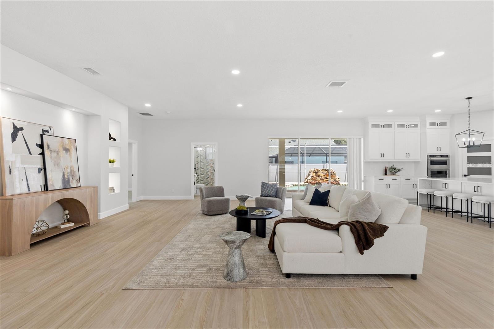 LONGBOAT LANDING - Residential