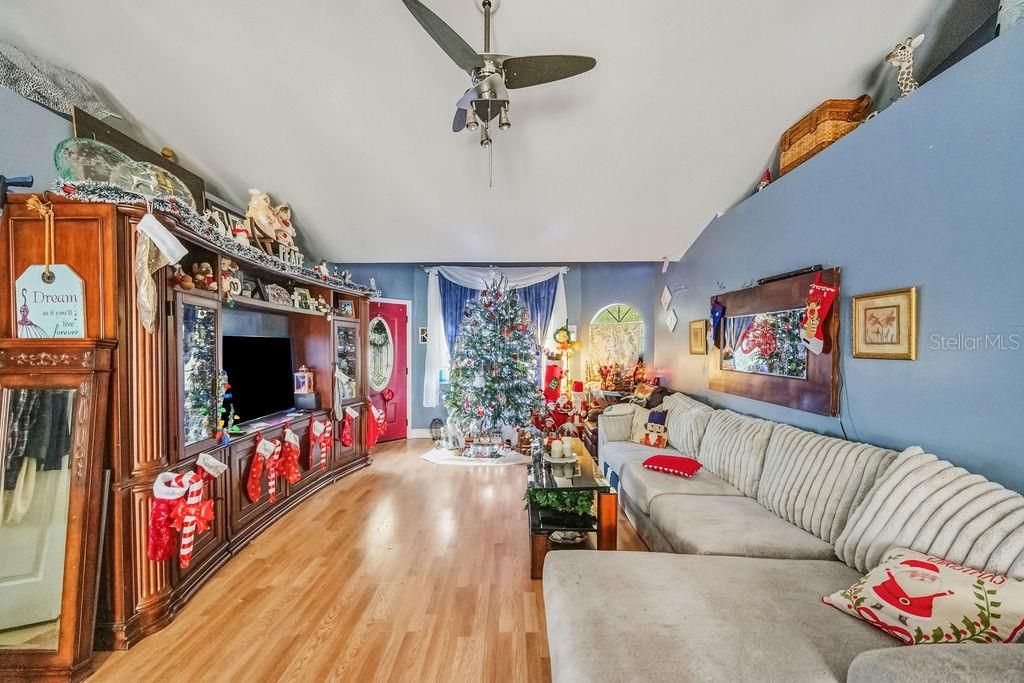 Photo of 1376 Danbury Street SW, Palm Bay, FL 32908 (MLS # P4937308)