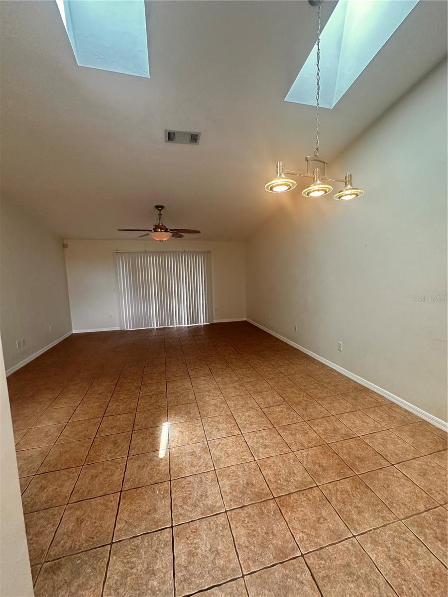 360 NW 48TH BOULEVARD