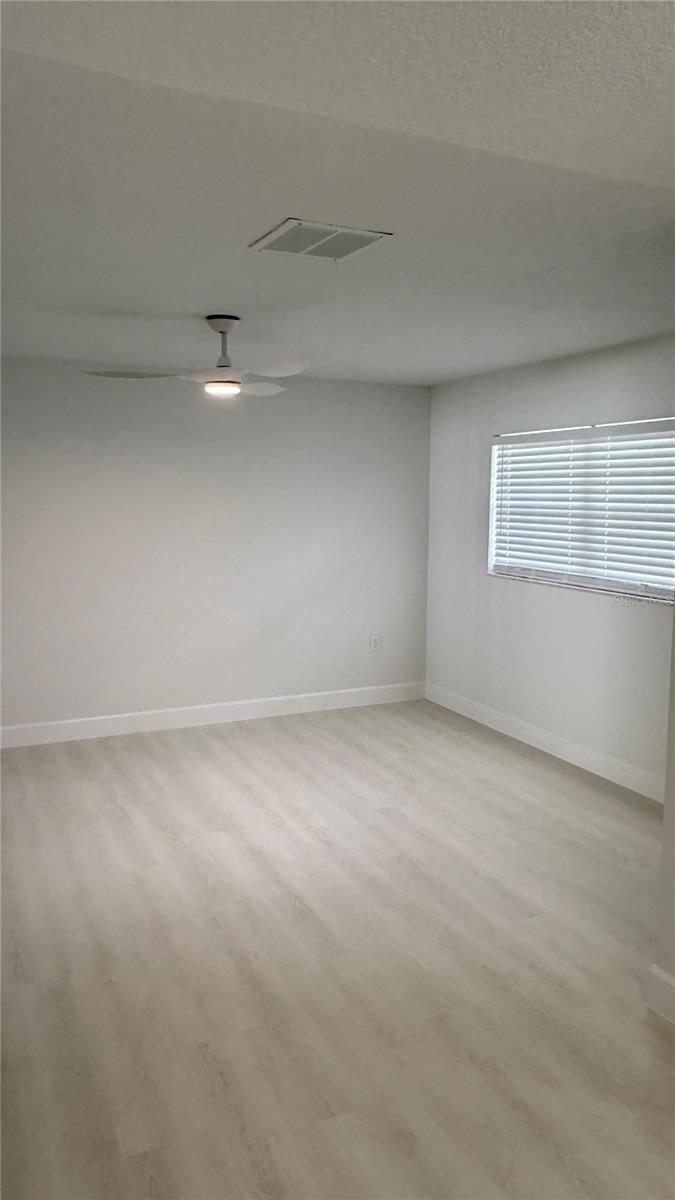 BACCHUS GARDENS SEC 02 - Residential Lease