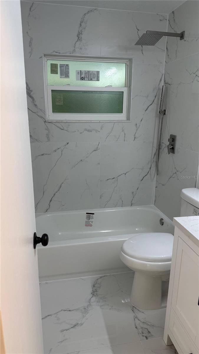 BACCHUS GARDENS SEC 02 - Residential Lease