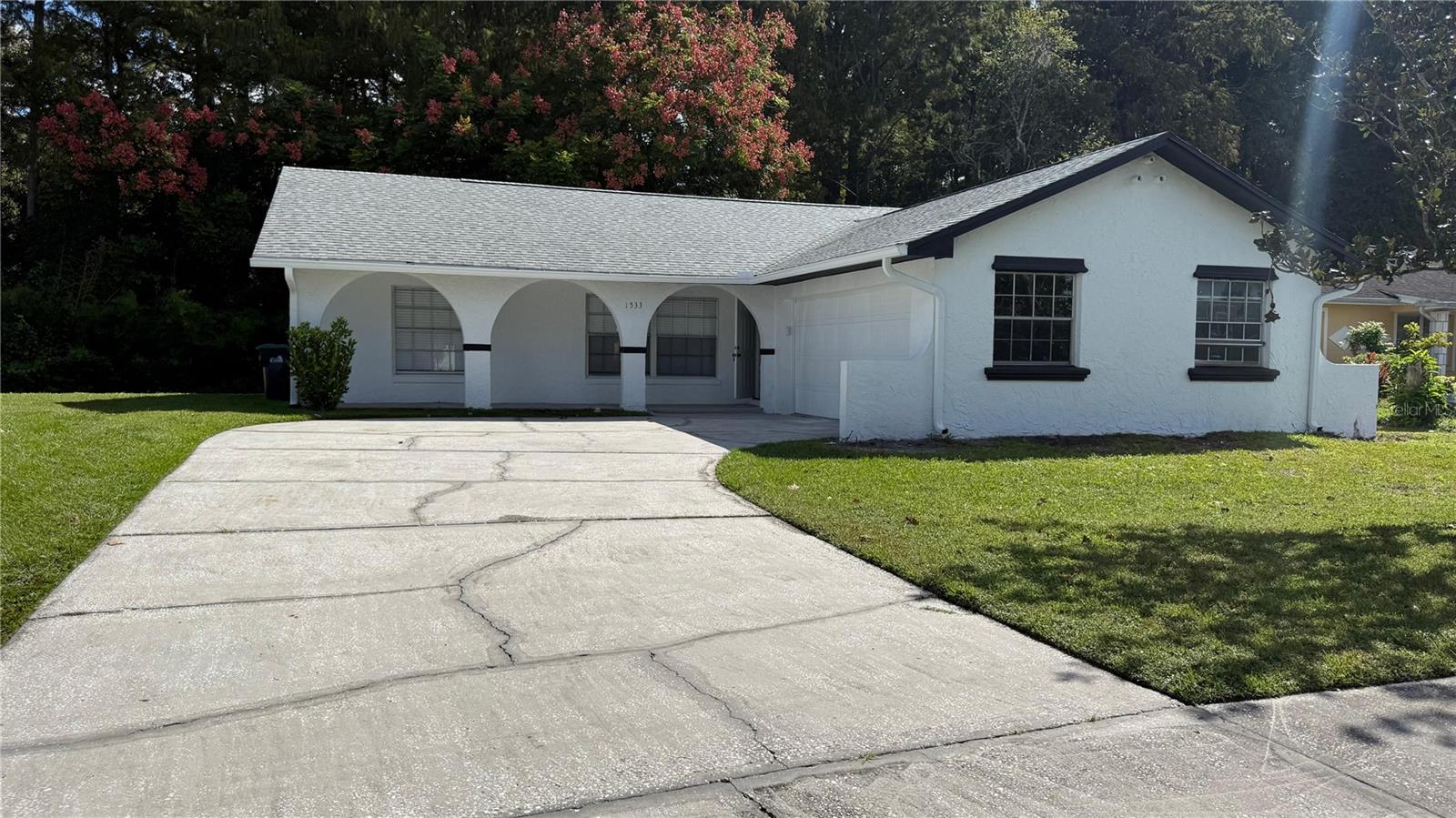 Excellent location, 4 bedrooms 2 bathrooms, remodeled home, kitchen cabinet with quartz countertop, new ceiling fans, beautiful bathrooms, 2 car garage + long driveway, near to 408 express ways. Ready to move in.
