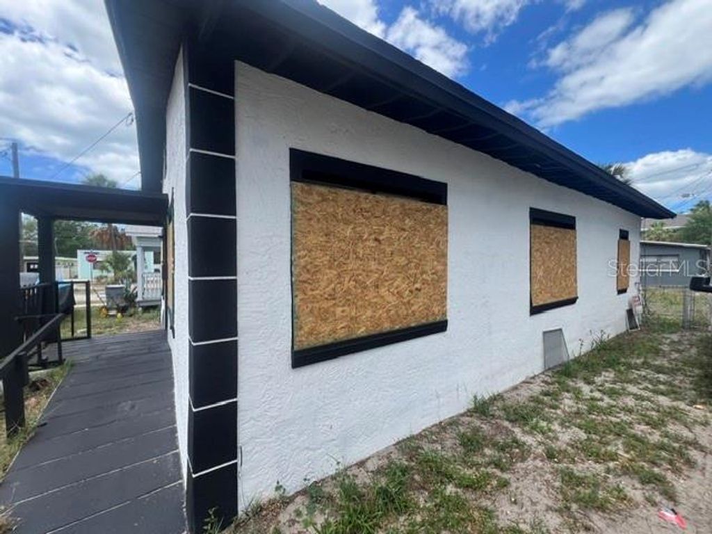 Photo of 1106 Carlton Street, Clearwater, FL 33755 (MLS # TB8496469)