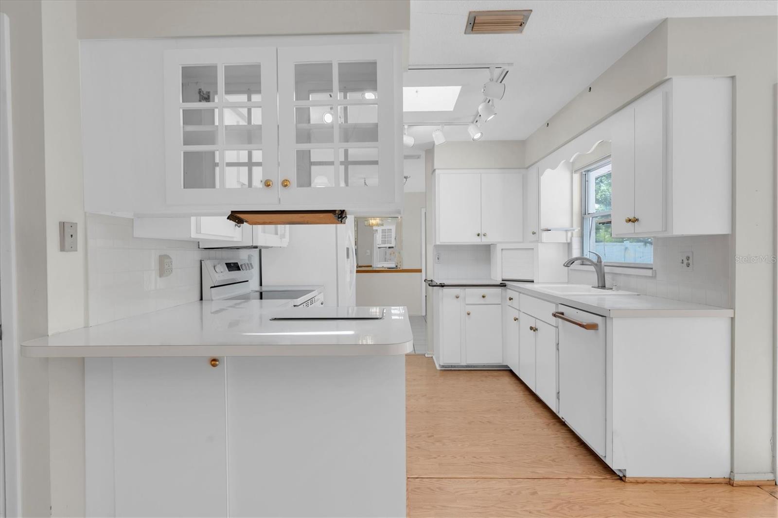 FAIRWAY ACRES UNIT THREE - Residential