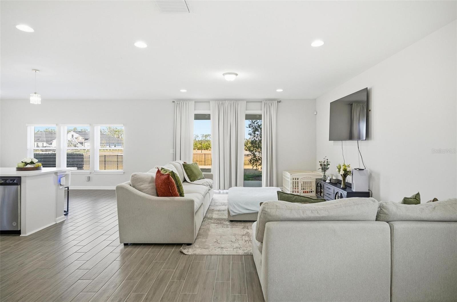 GRAND LANDING - Residential